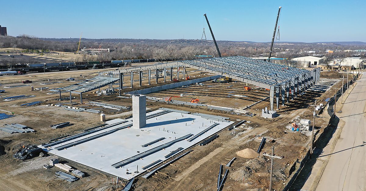 Clear Span Construction with Cranes