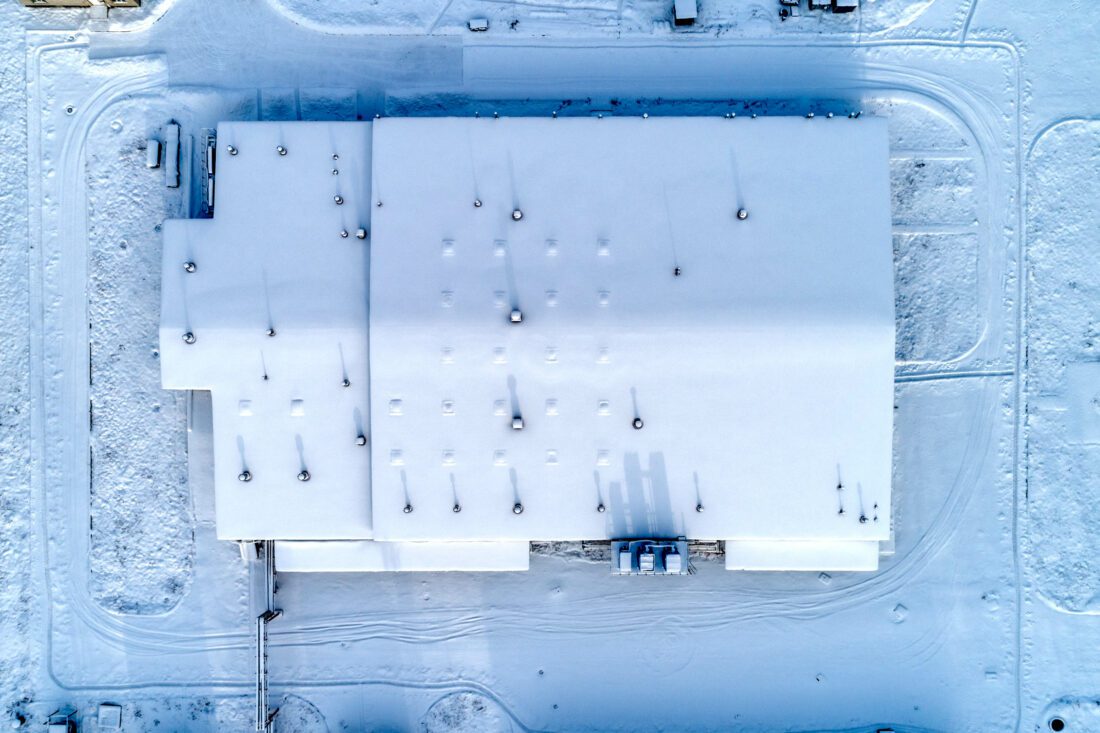 Disaster resistant construction - roof under snow